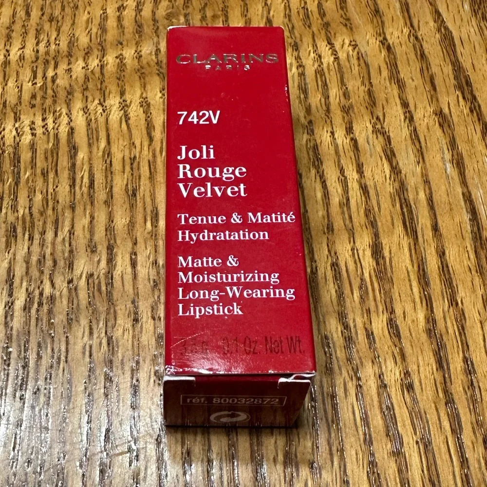 CLARINS JOLI ROUGE, VELVET FINISH LIPSTICK ($29) SHADE 742V - Picture 2 of 3